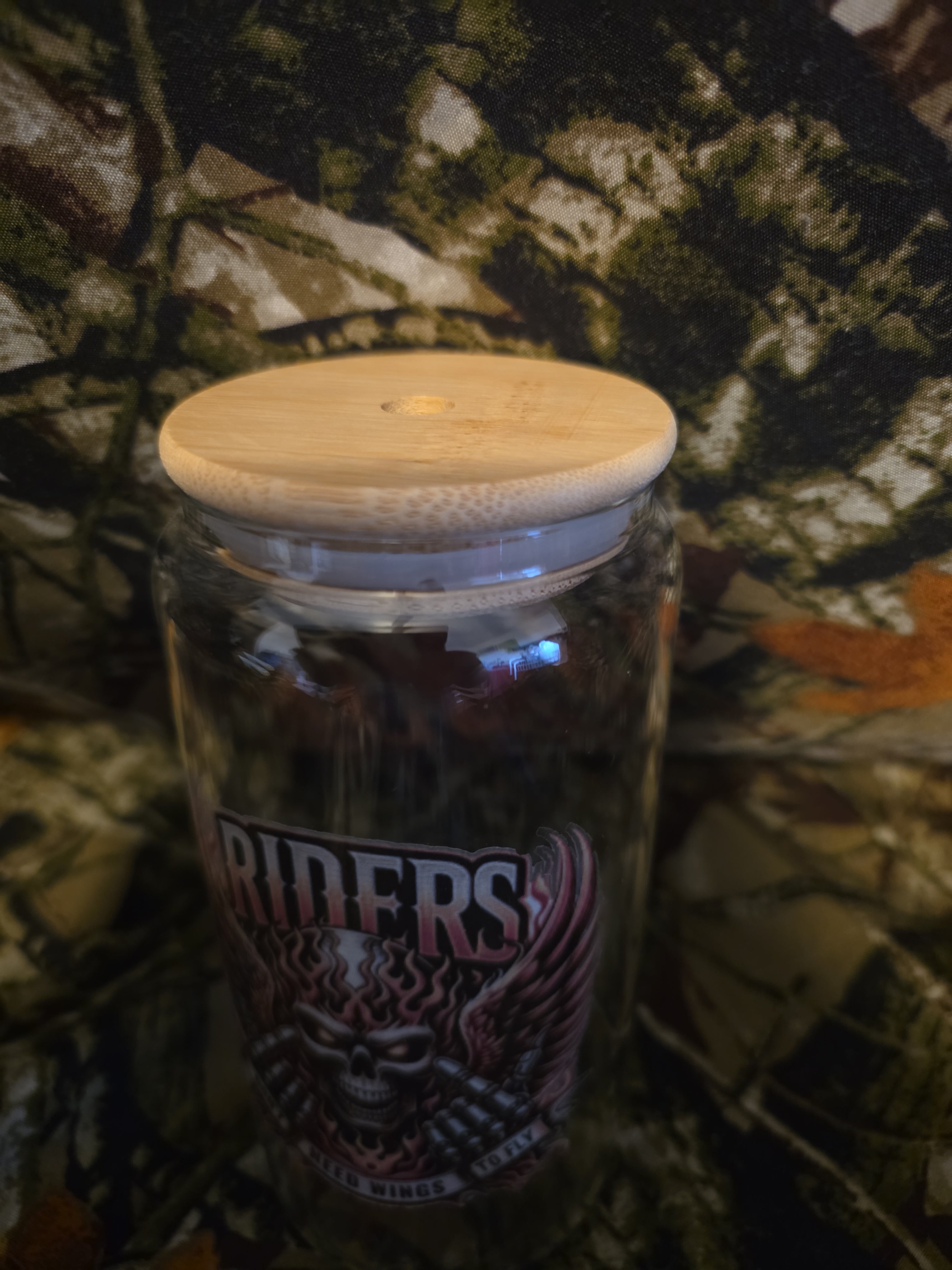 Riders Don’t Need Wings to Fly Skull Glass Tumbler