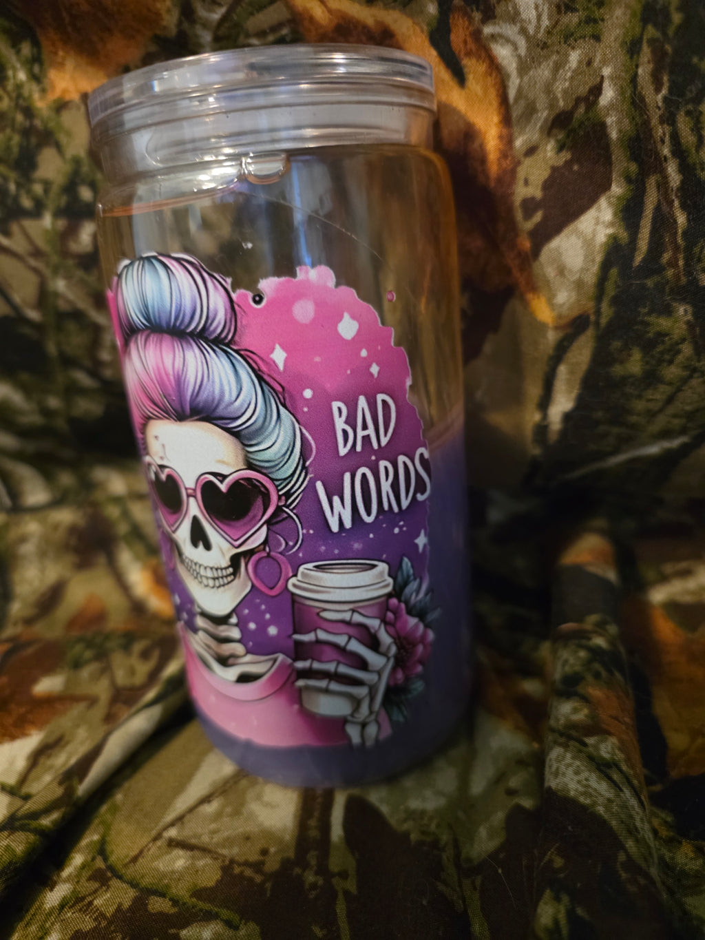 16 oz Plastic Snow Globe Tumbler – Good Moms Say Bad Words