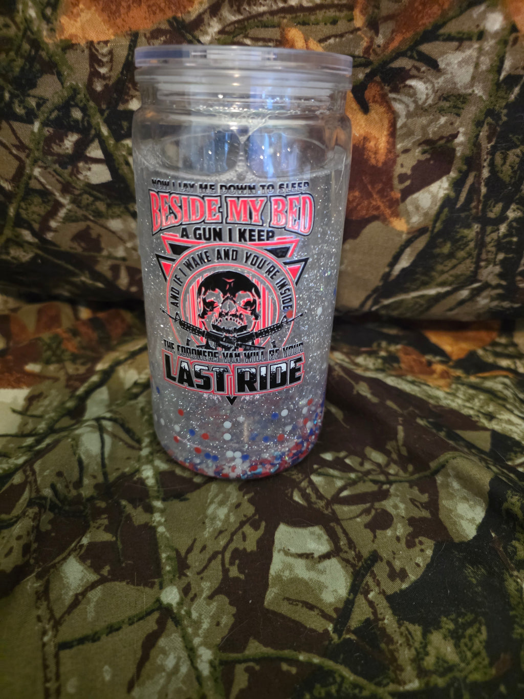 16 oz Plastic Snow Globe Tumbler – Beside My Bed Skull Cup