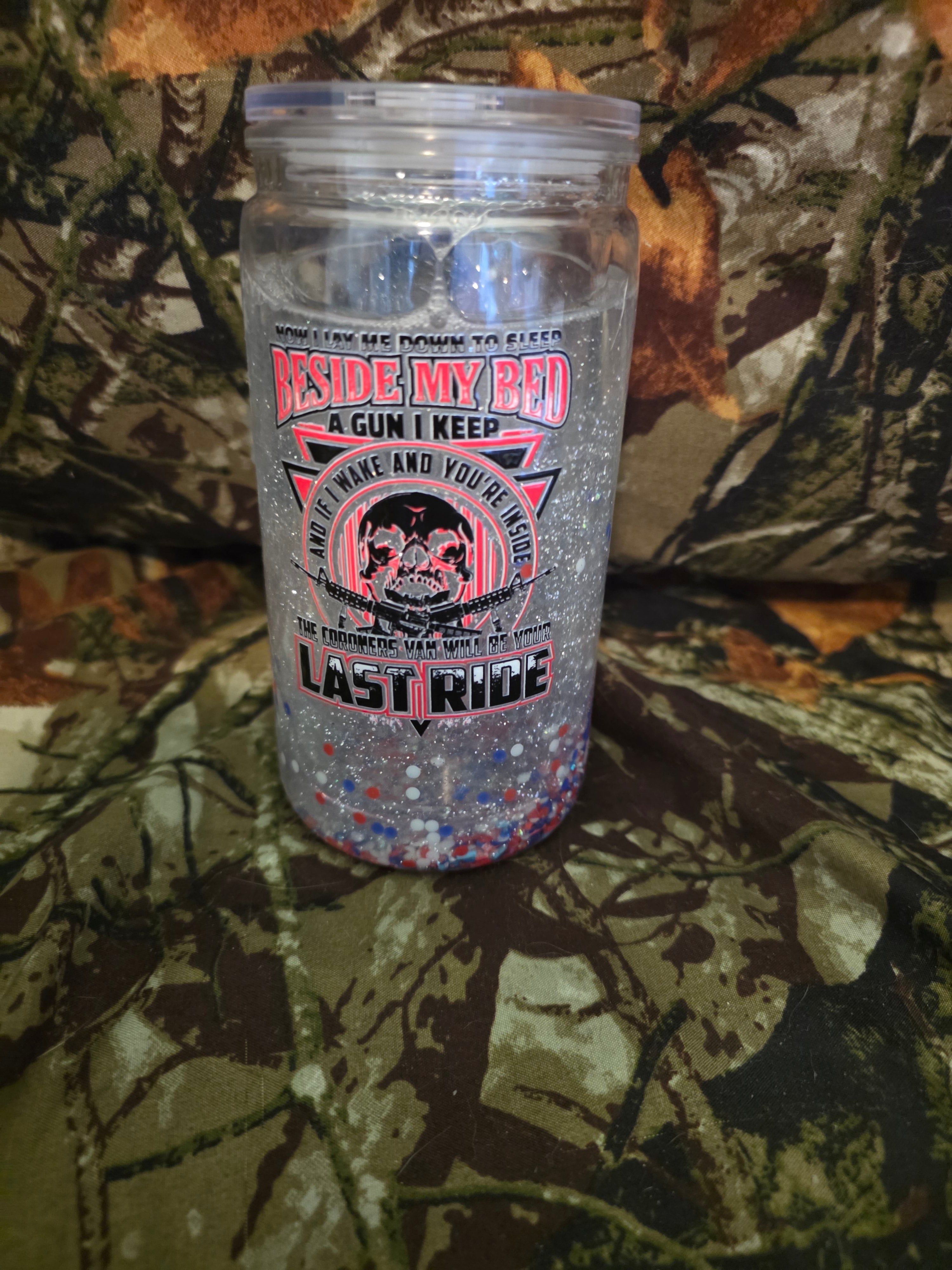 16 oz Plastic Snow Globe Tumbler – Beside My Bed Skull Cup