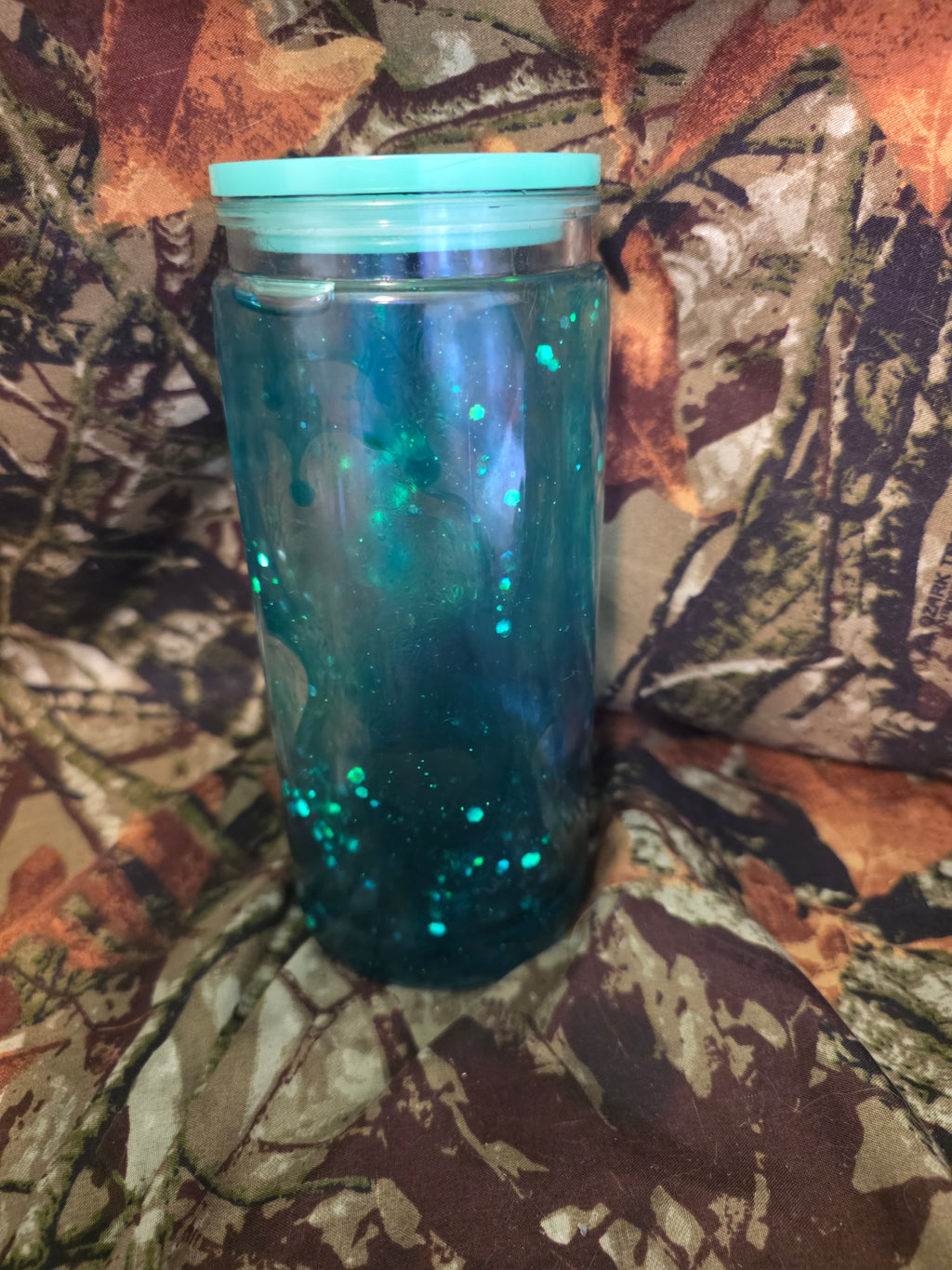 20 oz Plastic Snow Globe Tumbler – Teal Glitter Shimmer Cup