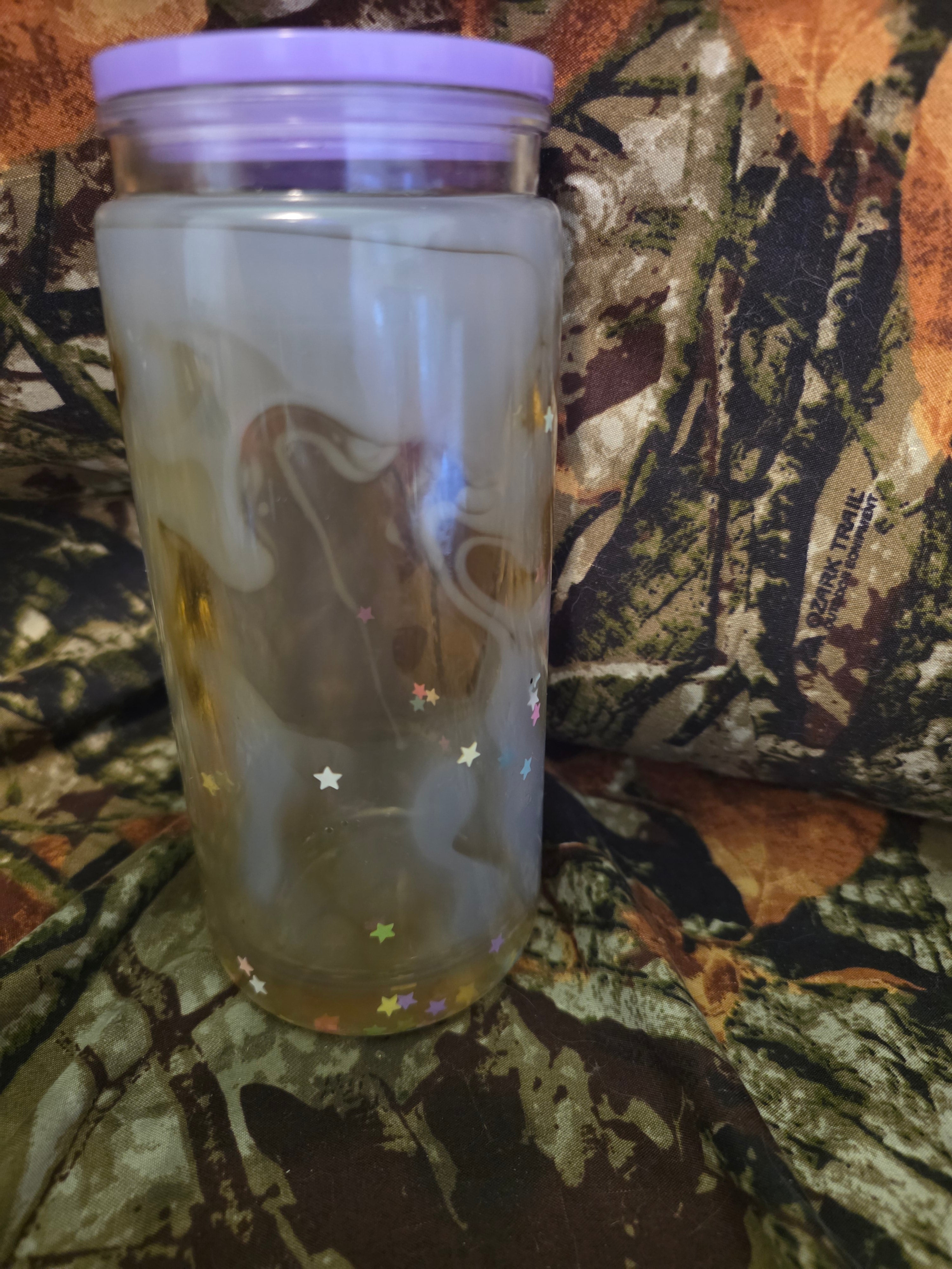20 oz Plastic Snow Globe Tumbler – Pastel Stars Shimmer Cup