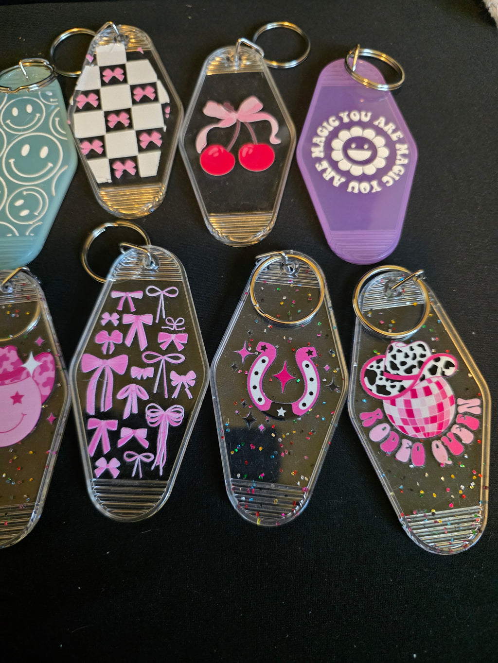 Retro Motel Keychain Collection – Funny, Western & Trendy Designs