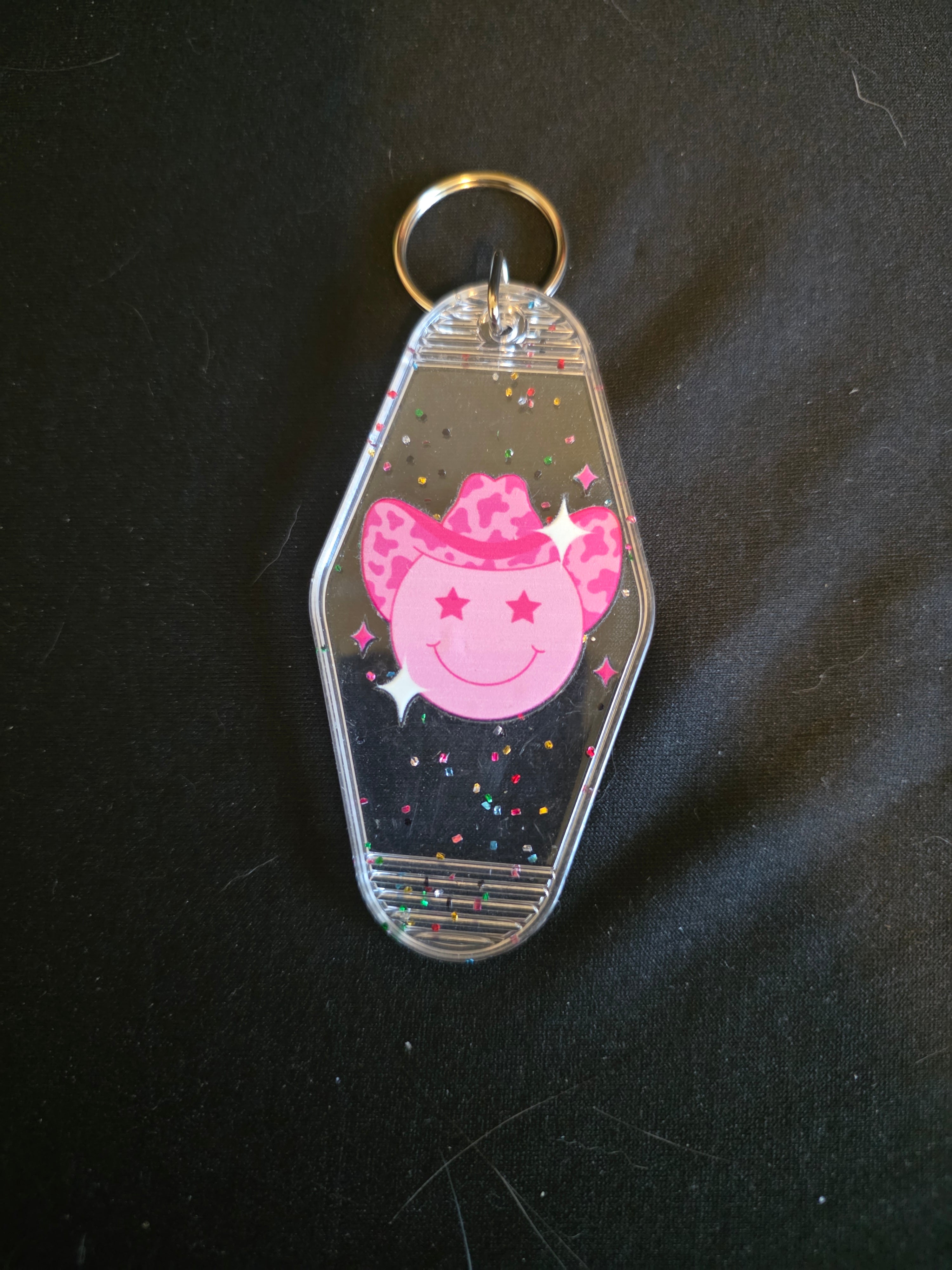 Retro Motel Keychain Collection – Funny, Western & Trendy Designs