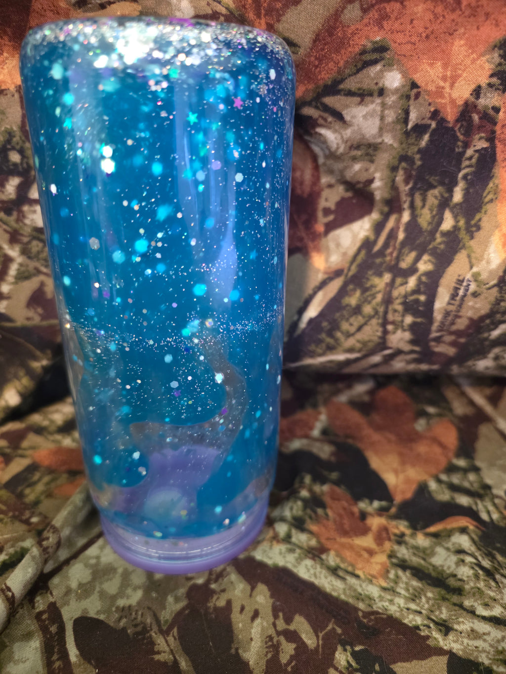 20 oz Plastic Snow Globe Tumbler – Blue Glitter Swirl Cup