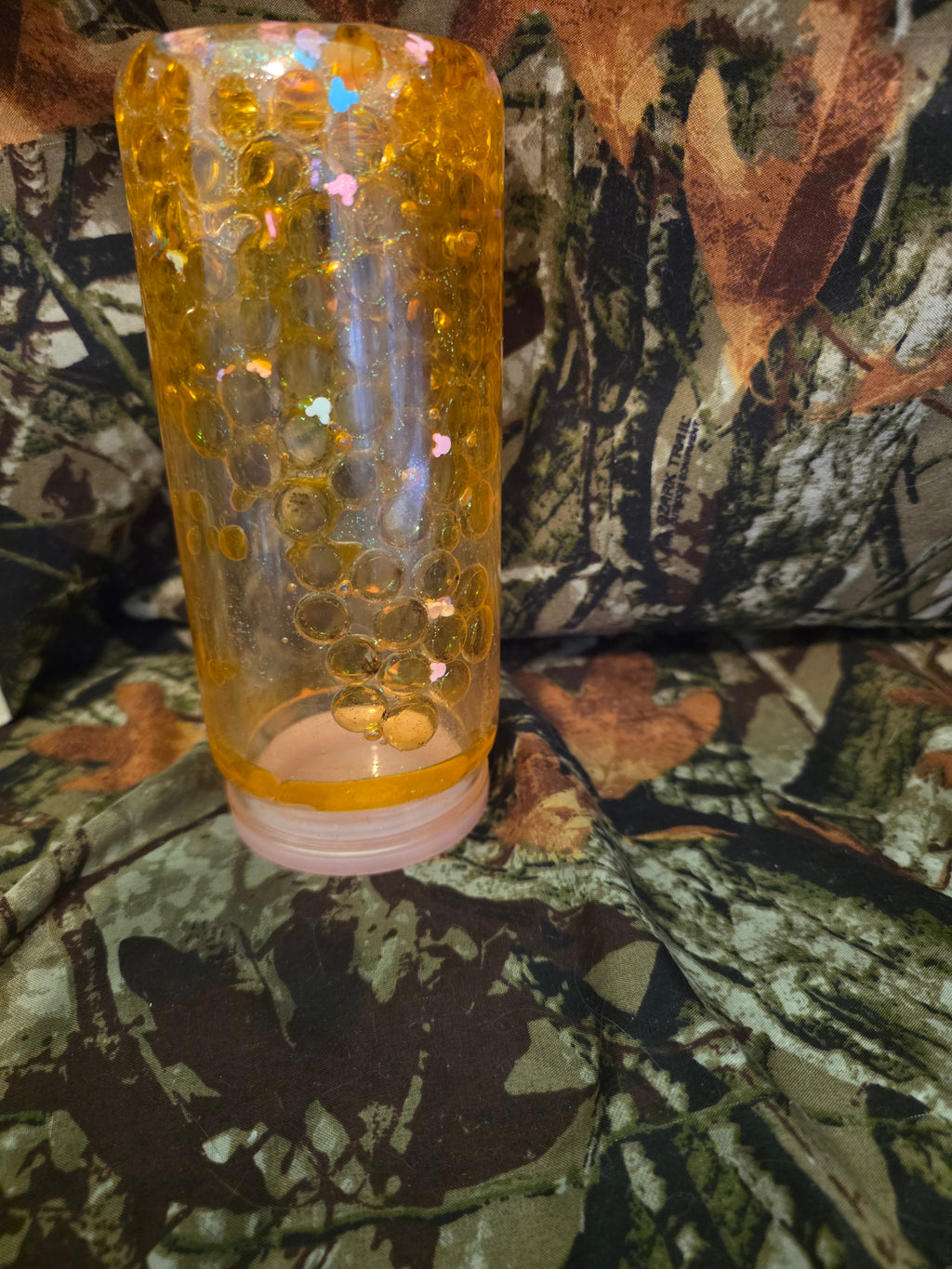 20 oz Plastic Snow Globe Tumbler – Orange Glitter Bead Cup