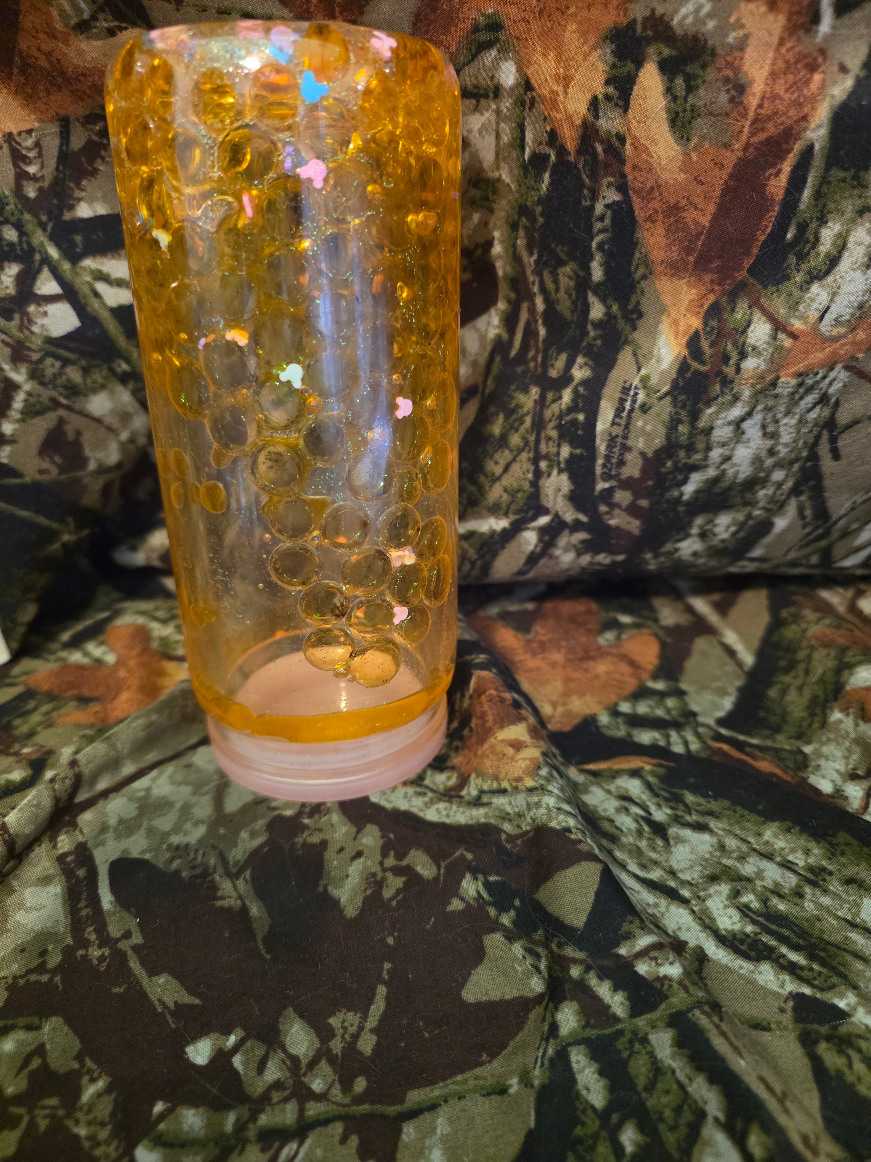 20 oz Plastic Snow Globe Tumbler – Orange Glitter Bead Cup