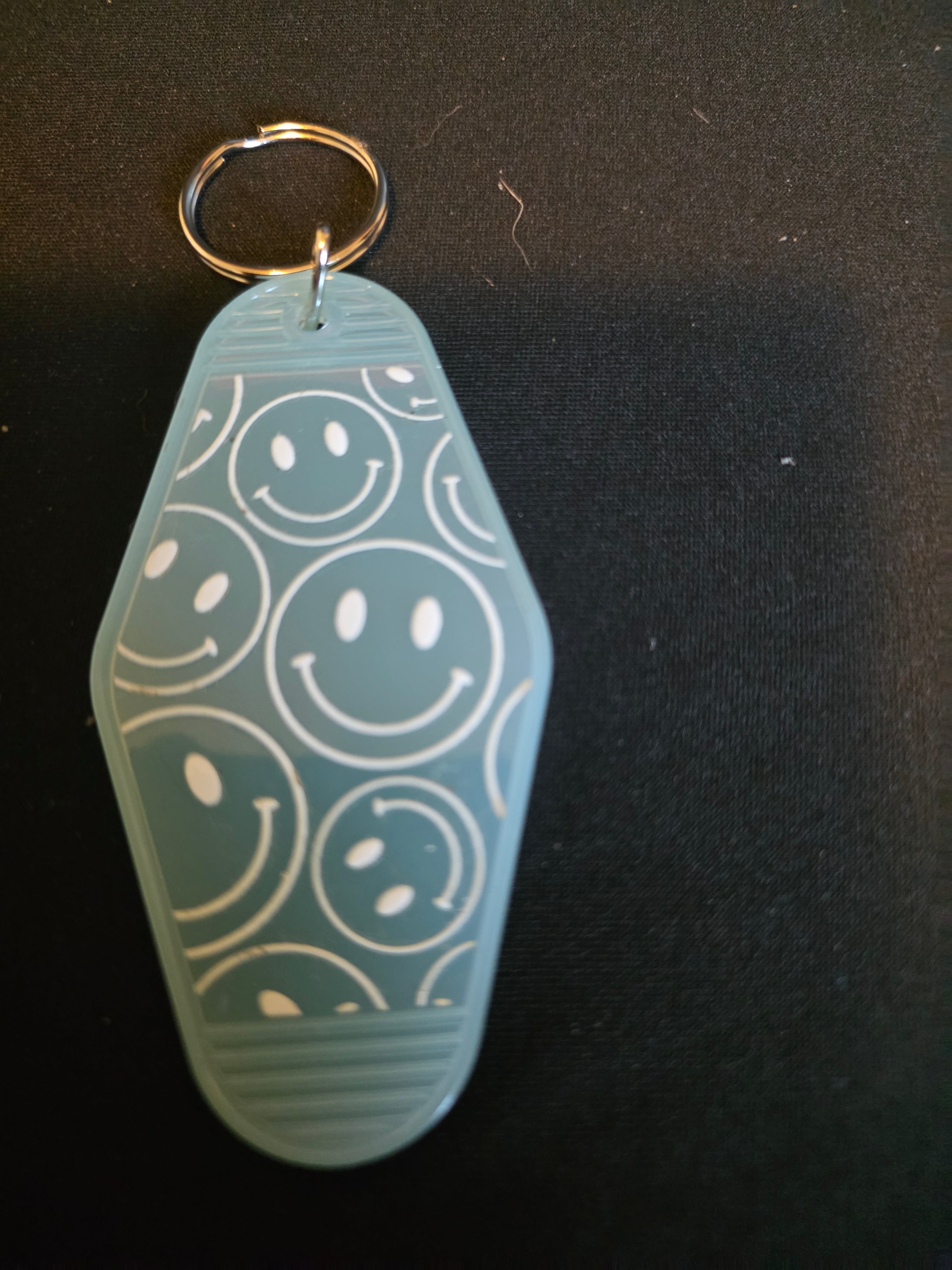 Retro Motel Keychain Collection – Funny, Western & Trendy Designs