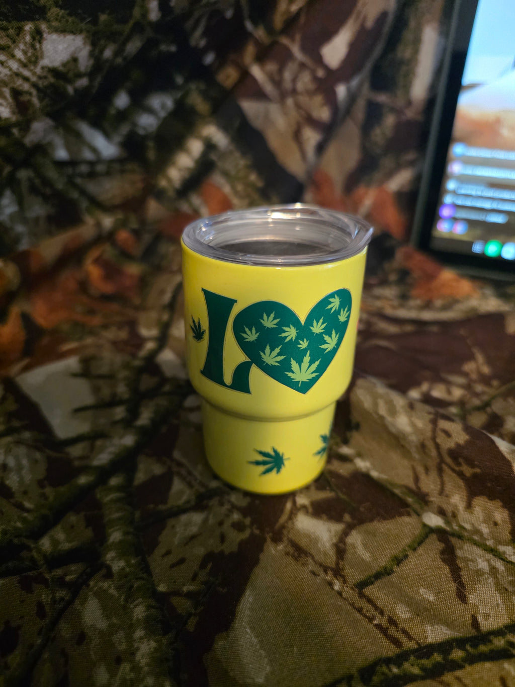 Love Mini Tumbler – Bright Retro Style Cup