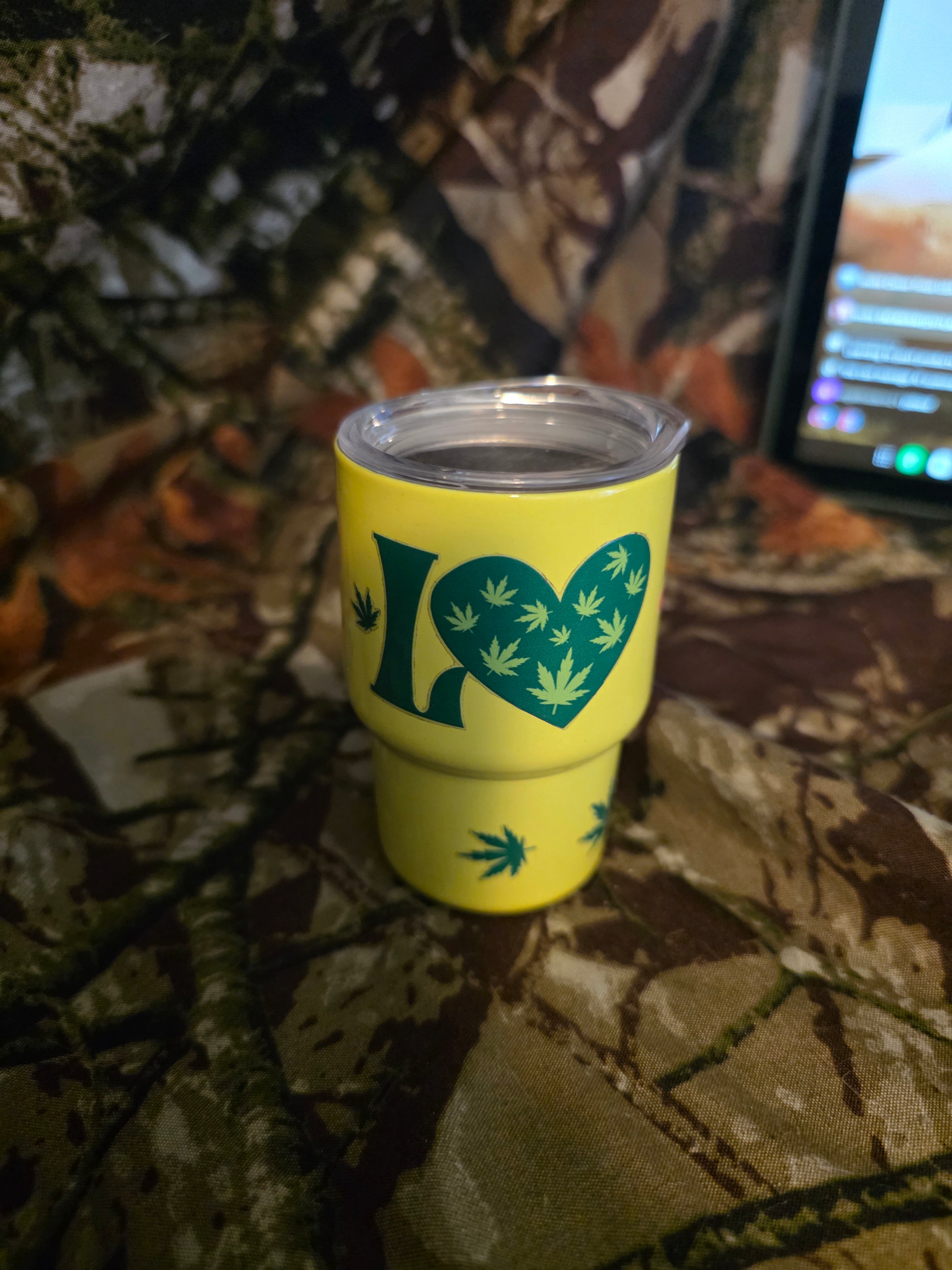 Love Mini Tumbler – Bright Retro Style Cup