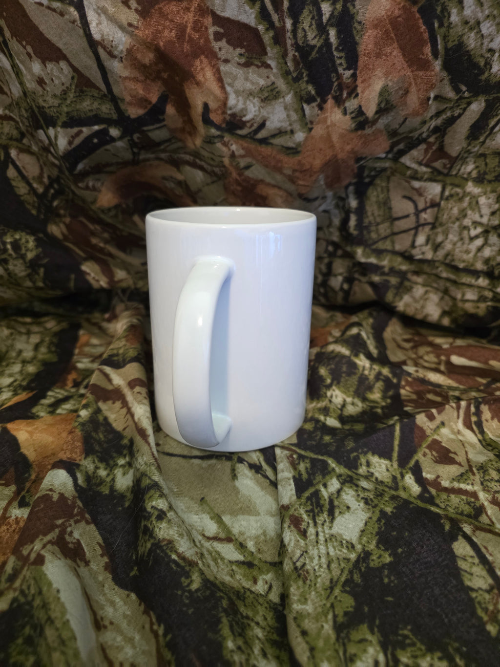 Easily Distracted by Old Cars 15oz Coffee Mug – Patriotic Classic Car Mug