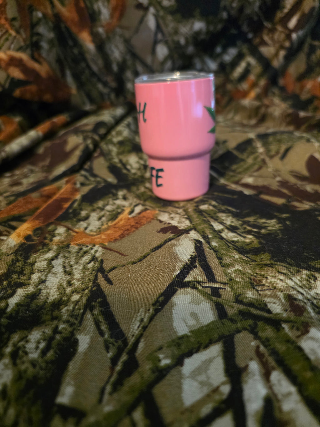 Mini Tumbler – Pink Graffiti Style Cup