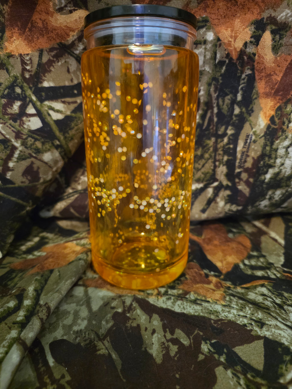 20 oz Plastic Snow Globe Tumbler – Orange Glitter Bead Cup