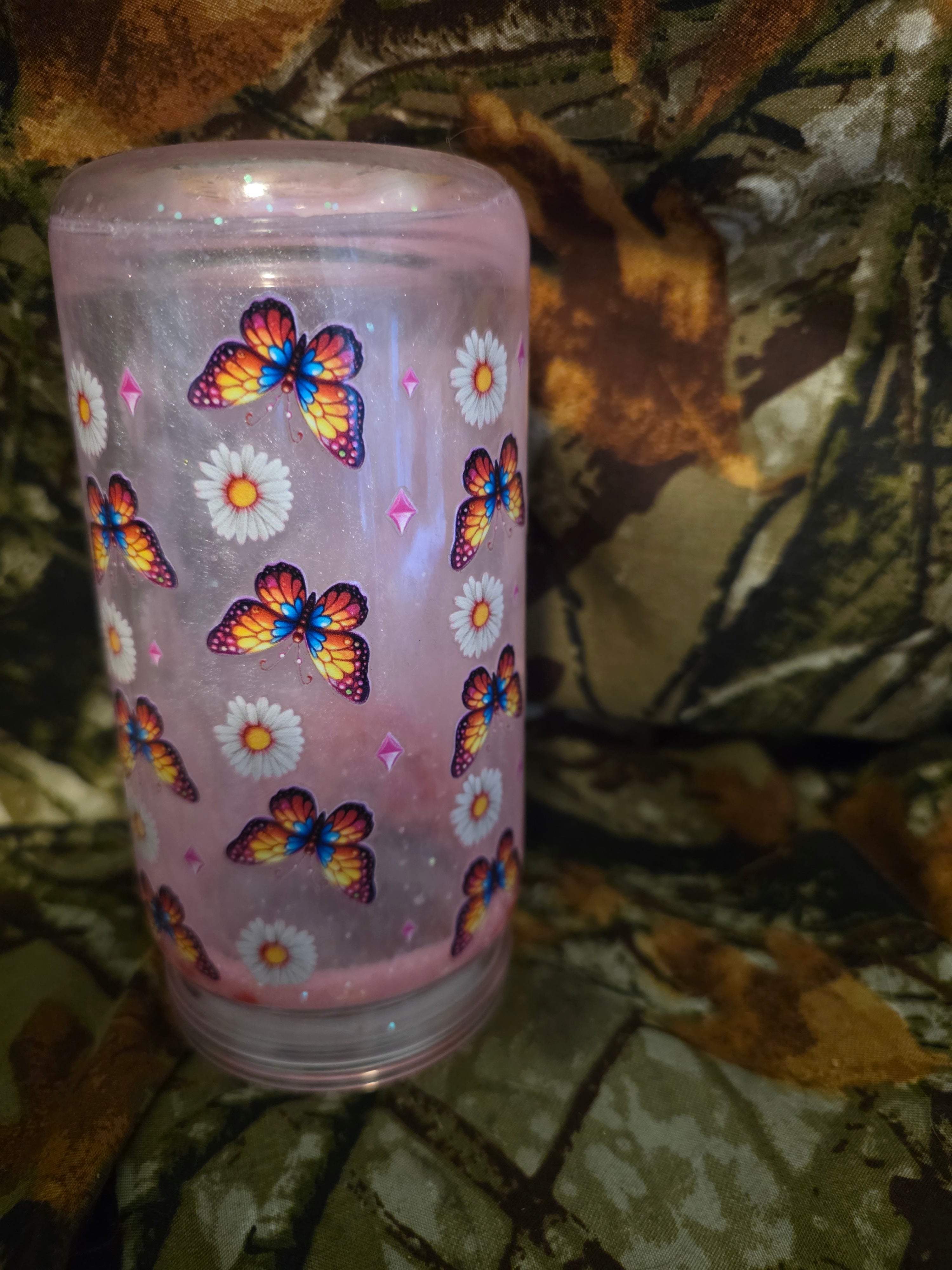 16 oz Plastic Snow Globe Tumbler – Cute Highland Cow Butterfly Cup