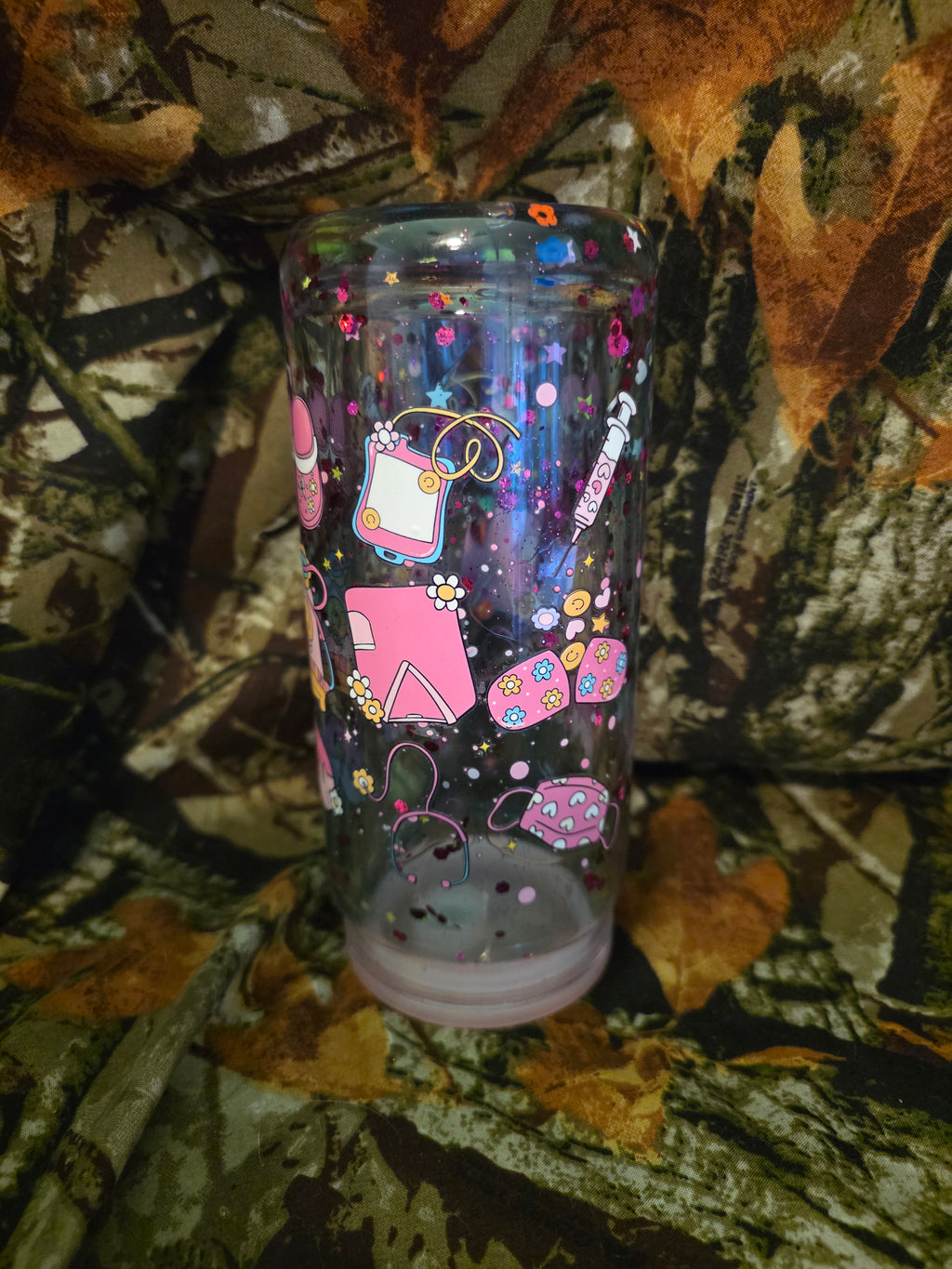 20 oz Plastic Snow Globe Tumbler – Pink Nurse Glitter Cup