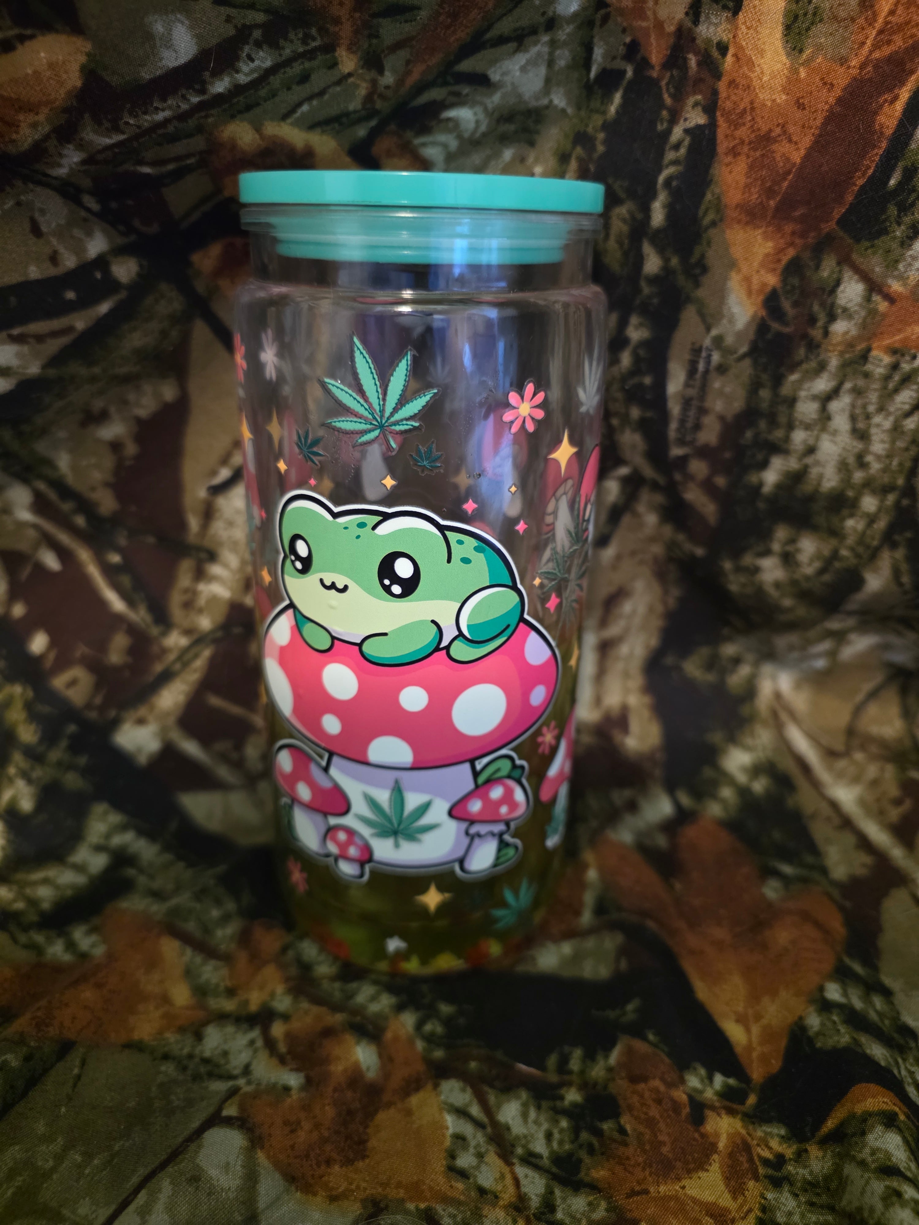 20 oz Plastic Snow Globe Tumbler – Cute Frog Mushroom Glitter Cup with Straw