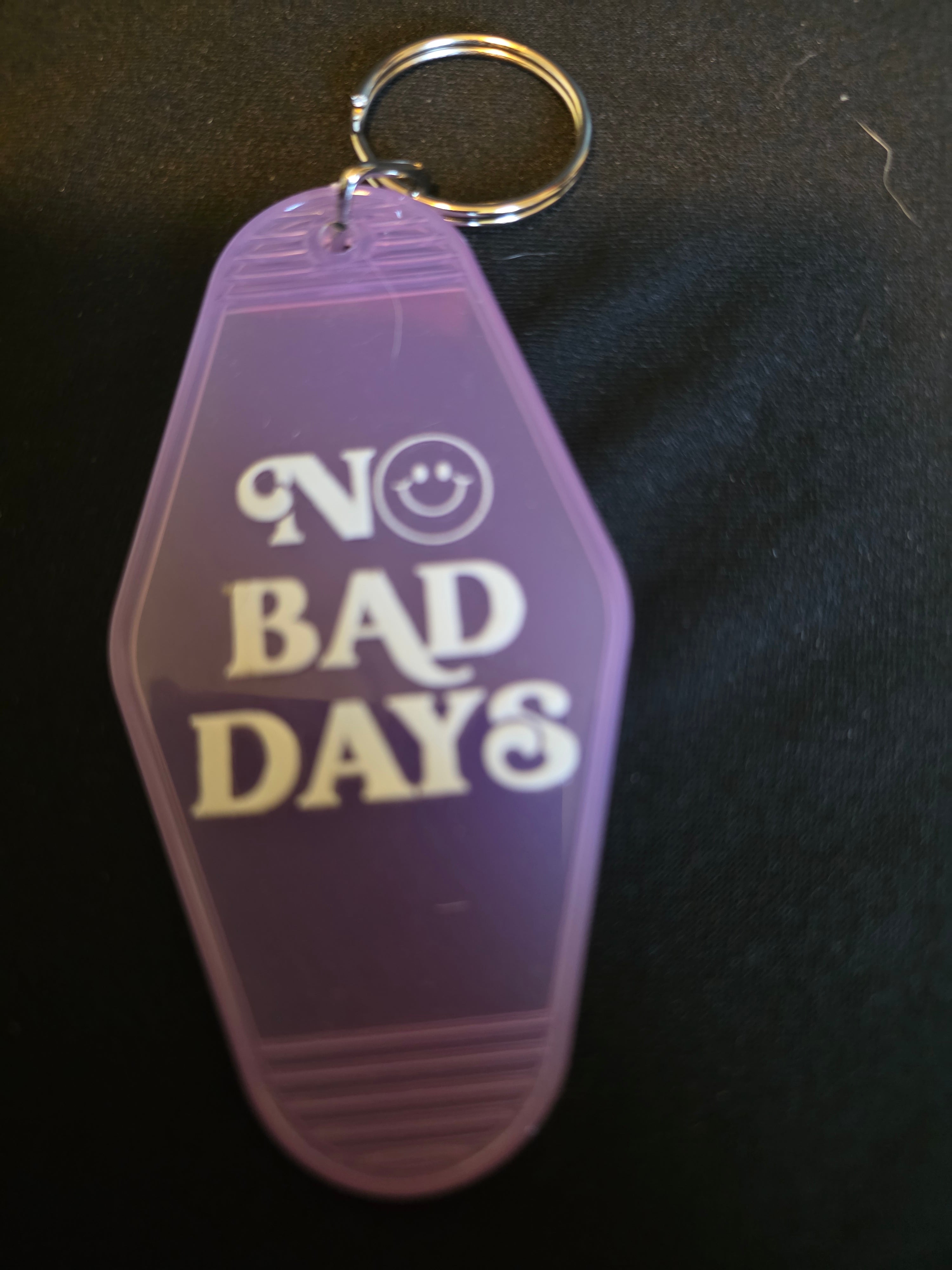 Retro Motel Keychain Collection – Funny, Western & Trendy Designs