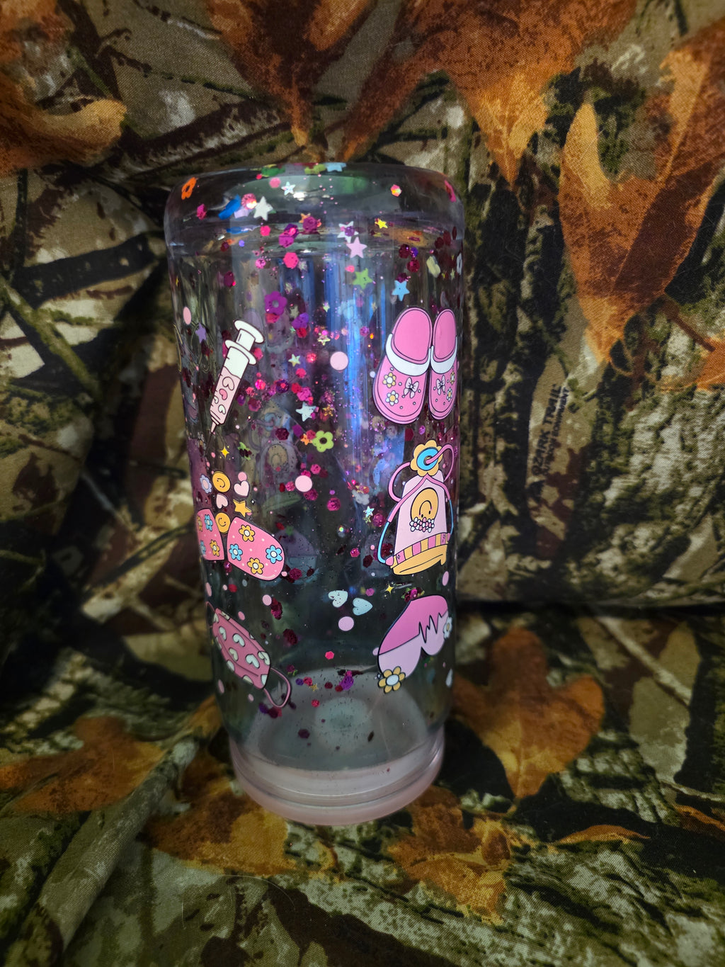20 oz Plastic Snow Globe Tumbler – Pink Nurse Glitter Cup