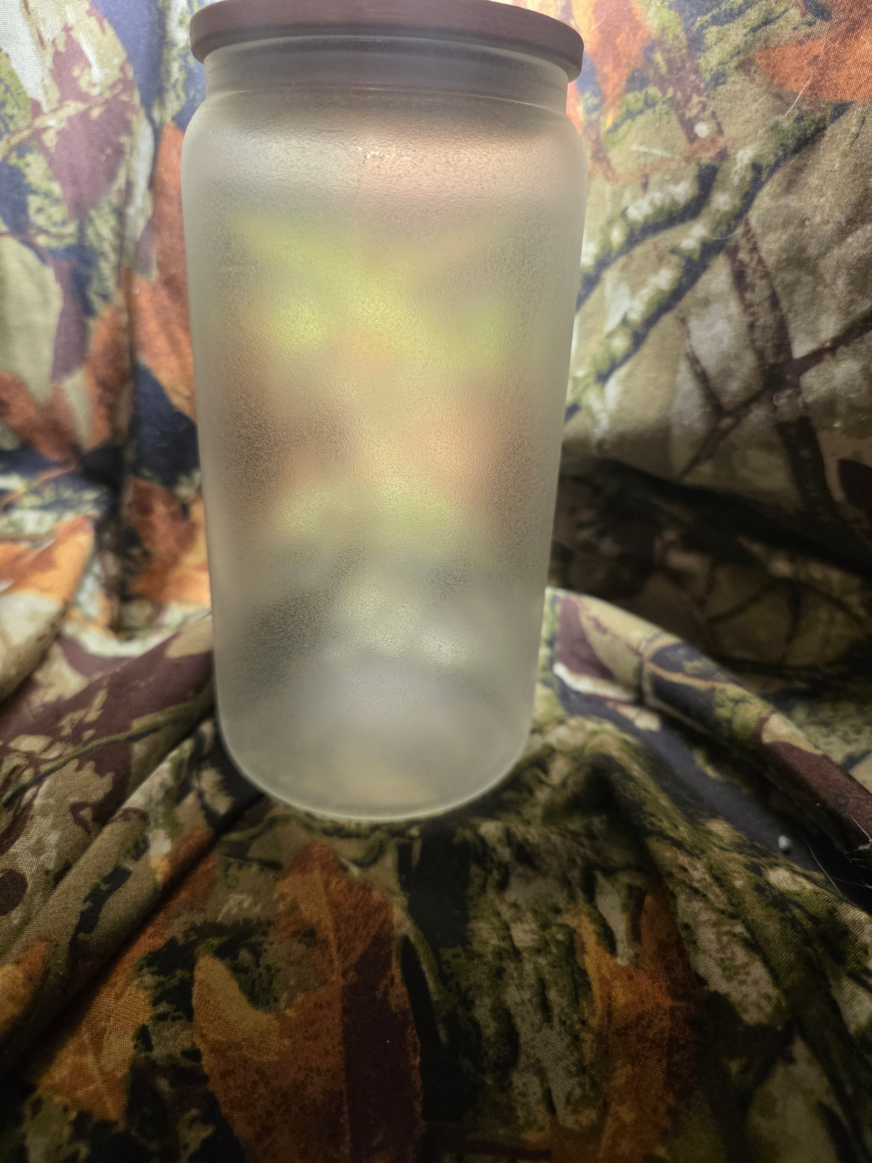 Glow in the Dark Northern Lights Mountain Scene 16 oz Frosted Green Glass Cup